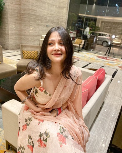 model Call Girls in Sultan